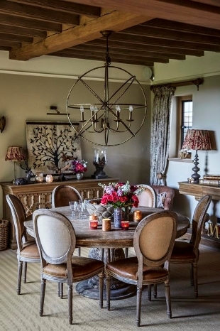 8488 | Location Collective | Location Agency to the Film and TV Industry