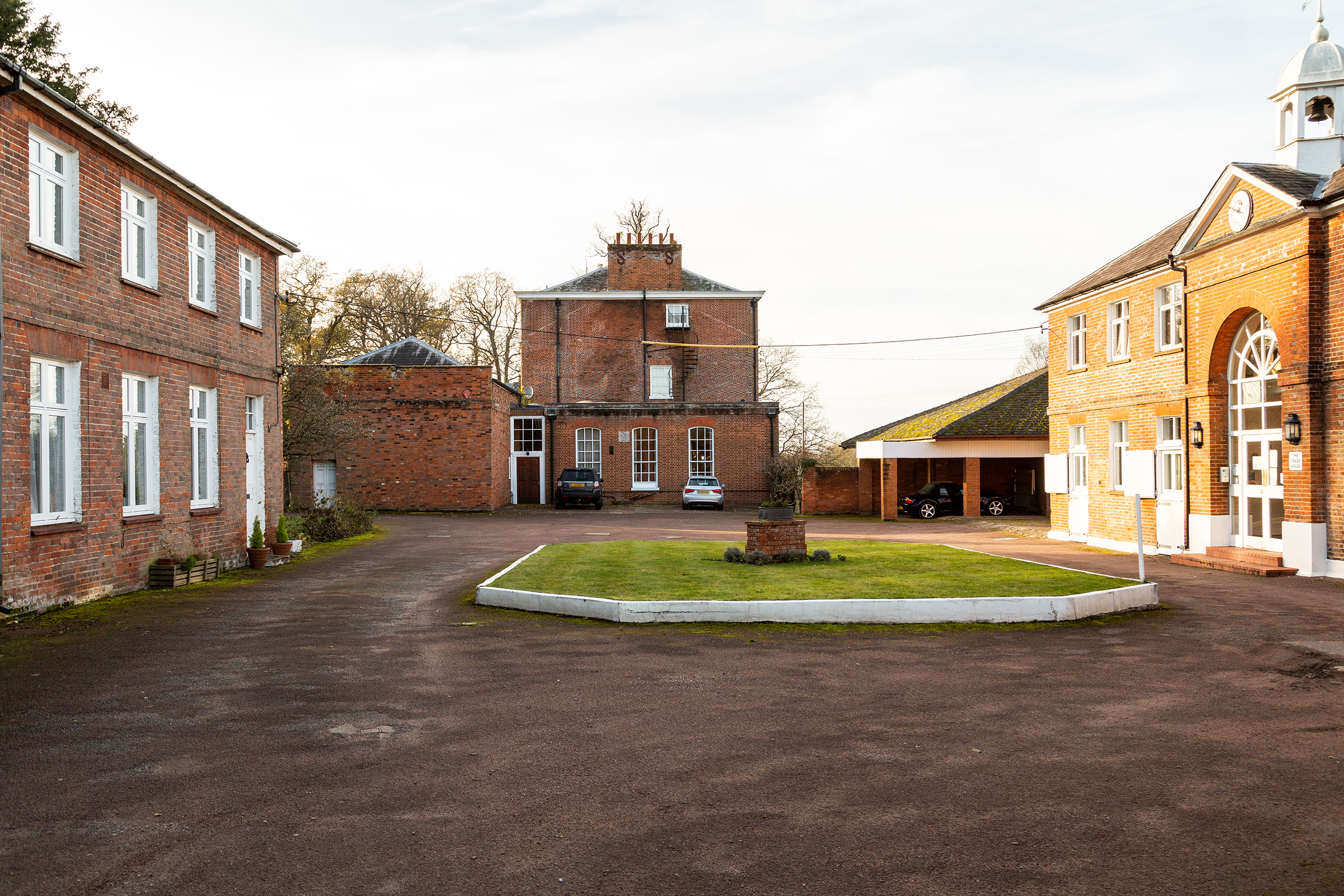 Horseshoe House