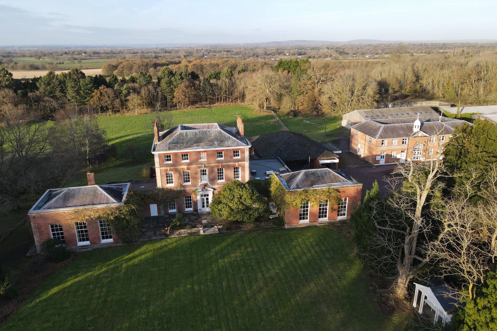 Horseshoe House
